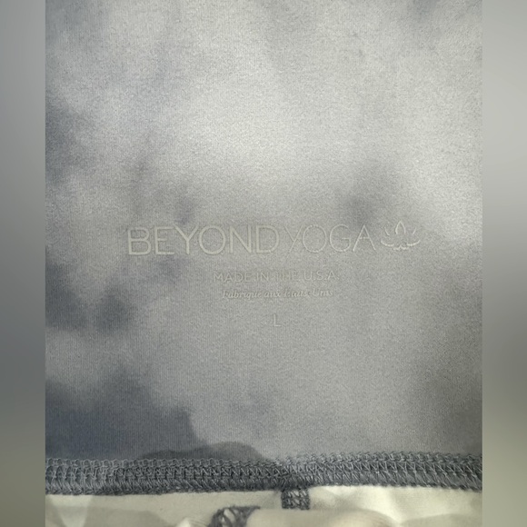Beyond Yoga Leggings - Picture 5 of 5